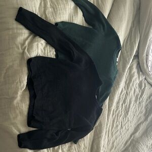 GAP CashSoft Black and Green Crewneck Sweaters Kids 2 Pack